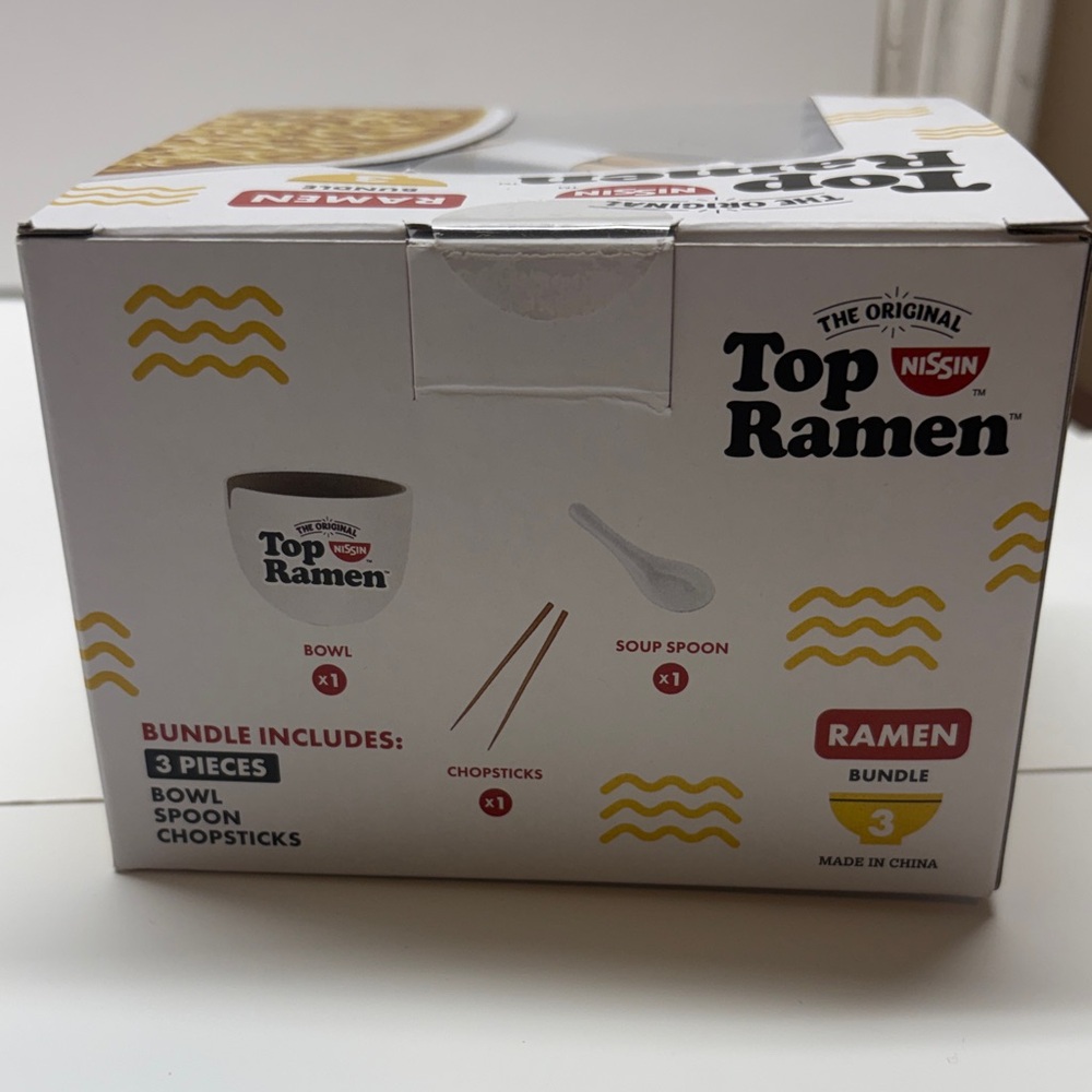 Nissin Cup Noodles and Top Ramen Mug Set - Picture 11 of 11